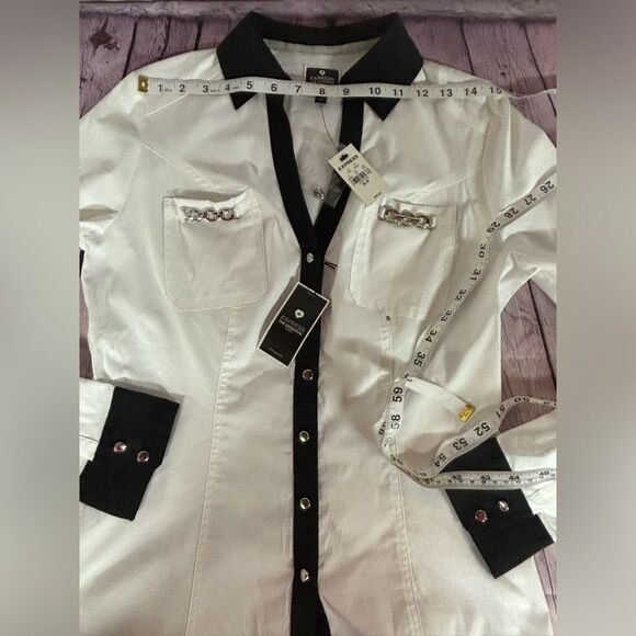 NWT Express The Essential Shirt White Black Trim Silver Hardware Button Up Top S - Picture 8 of 8